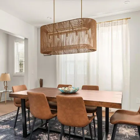 Germantown Gem 4br | Sleeps 10 | Minutes To Downtown Nashville