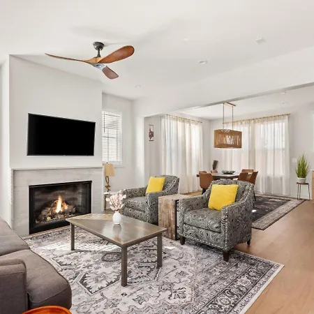 Germantown Gem 4br | Sleeps 10 | Minutes To Downtown Nashville