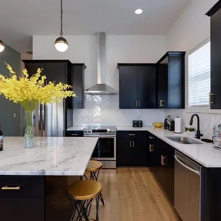 Holiday home Twin Townhomes - 8br Sleeps 24 Near Dt *