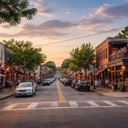 Spacious And Walkable East Nash Designer Twin Homes Sleep 20 With Smart Tvs Workspaces And Fast Wifi 2 Garages And Full Kitchens Walk To Mas Tacos 10 Min To Broadway 24 Hr Hospitality Holiday home Nashville