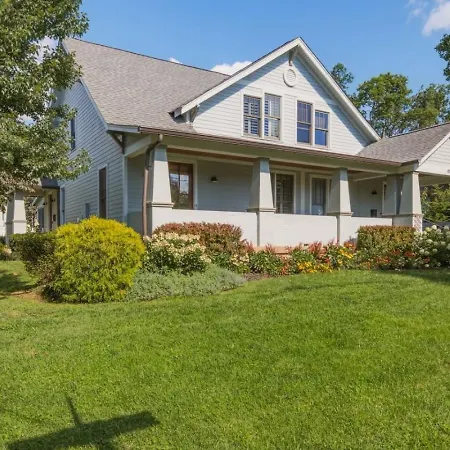 Sylvan Park With Fenced-in Yard, Porch, And Parking Holiday home Nashville