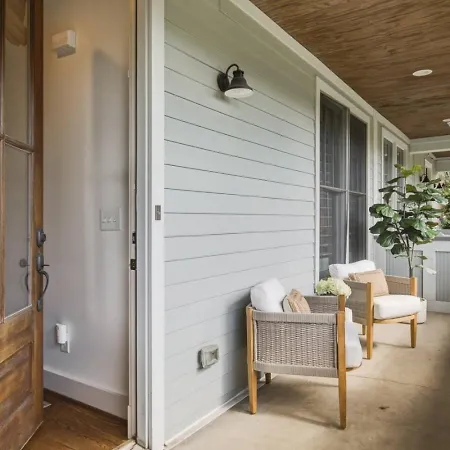 Holiday home Sylvan Park With Fenced-in Yard, Porch, And Parking Nashville