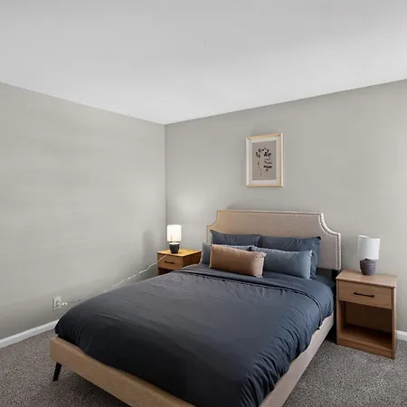 Apartment Preakness Modern 2br *