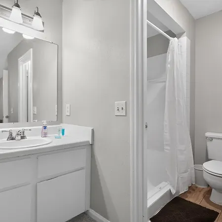 Apartment Preakness Modern 2br Nashville