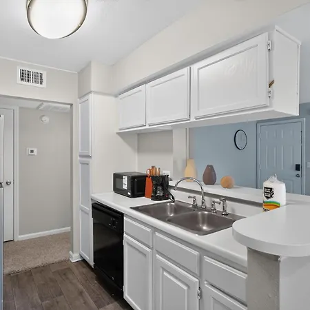 Apartment Preakness Modern 2br *