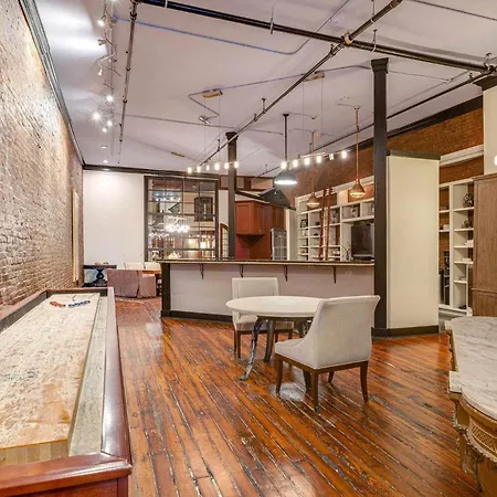 Historic Riverfront For 8 Near Broadway * Nashville