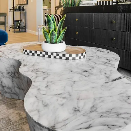 Upscale In Downtown With Pool, Balcony, Gym And Garage * Nashville