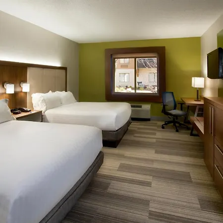 Express Airport By Ihg Nashville
