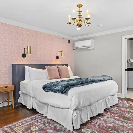 The Germantown 3*