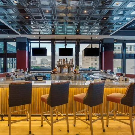 Cambria Downtown Hotel 4*
