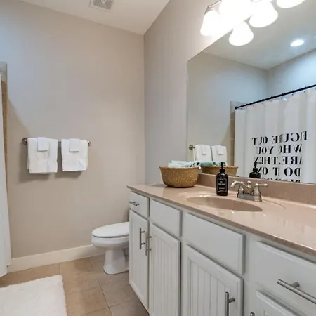 Apartment 2-bedroom Unit With Free Parking & 2 King Beds Nashville