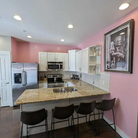 2-bedroom Unit With Free Parking & 2 King Beds * Nashville