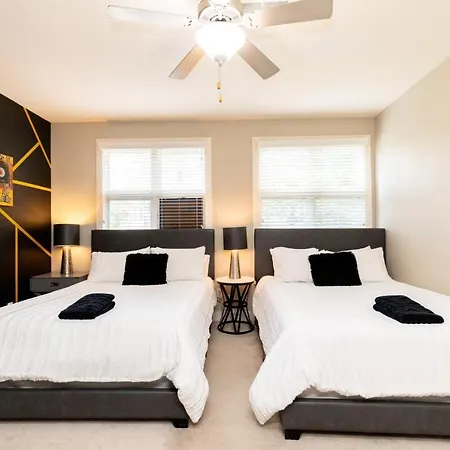 The Johnny Cash - Music Row District - Free Garage Parking - King Bed