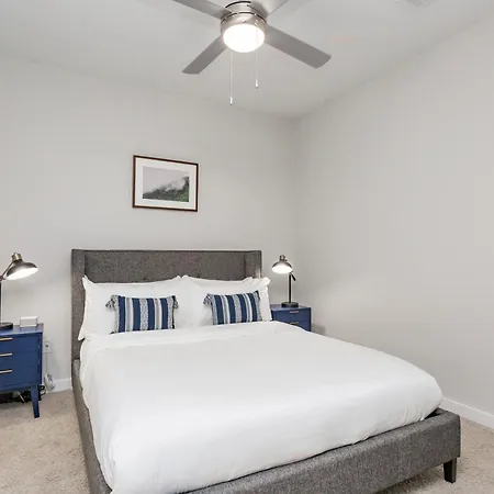 Apartment Cozysuites At Music Row *
