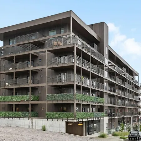 Apartment Downtown Pool, Gym + Skyline Views Walk To Bridgestone Nashville