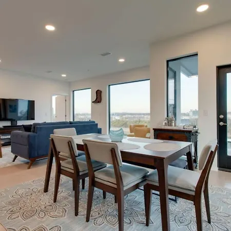 The Riverfront Vip - Walk To Broadway & Nissan Stadium - Free Garage