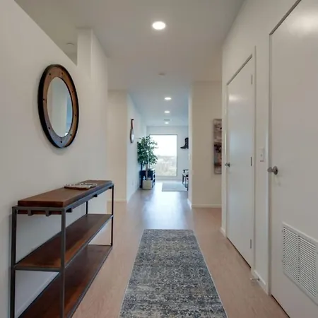 Apartment The Riverfront Vip - Walk To Broadway & Nissan Stadium - Free Garage Nashville