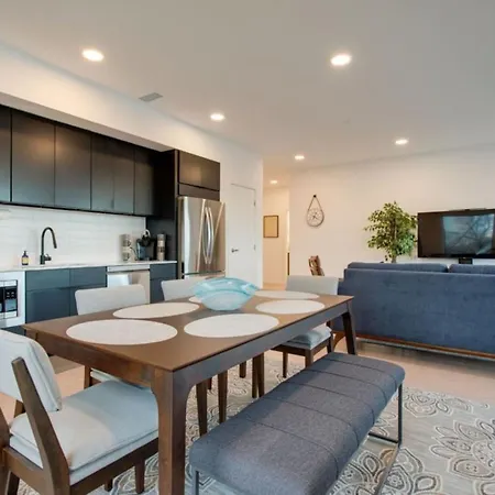 The Riverfront Vip - Walk To Broadway & Nissan Stadium - Free Garage Nashville