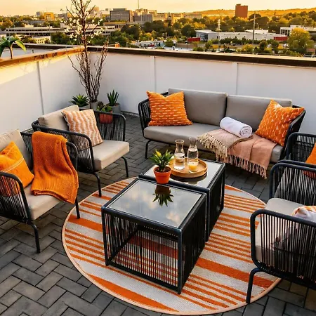 New Luxe Roofdeck 13 Beds * Nashville