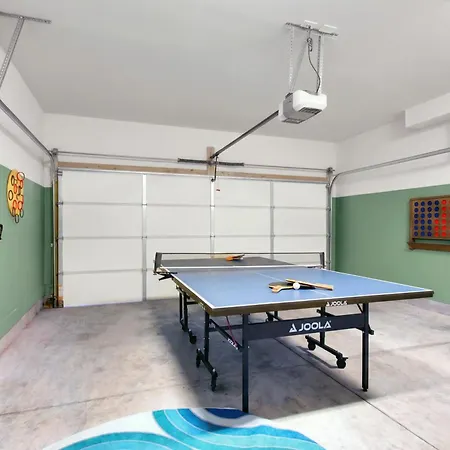 Holiday home Lux Retreat 12 Beds Games Bar *