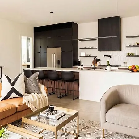 Nash Chic Near Dt Rooftop Luxe Comfort Nashville