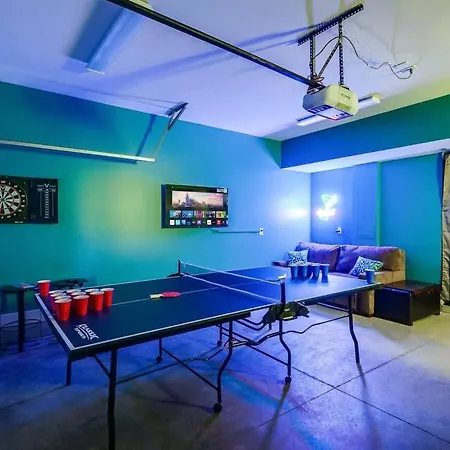 Game And Skydeck - Book Today Holiday home Nashville
