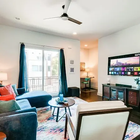 Game And Skydeck - Book Today Holiday home Nashville
