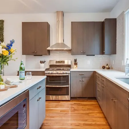 Downtown Luxury - 10 Beds & Free Parking * Nashville