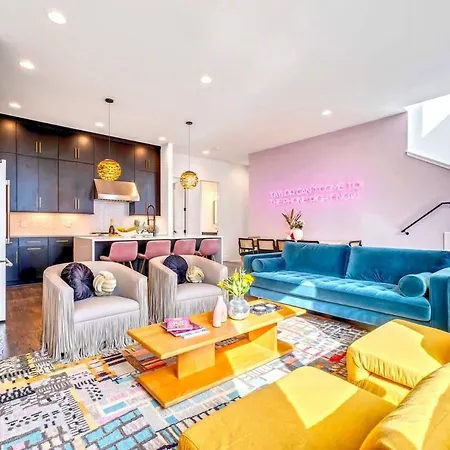 New Nash Eras - Rooftop Decks With Hot Tub - 15 Beds * Nashville