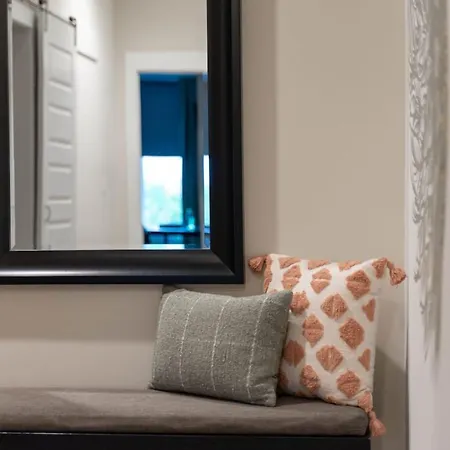 Unforgettable Townhome-close To Broadway-10 Beds! Holiday home Nashville