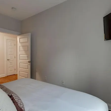 Holiday home Unforgettable Townhome-close To Broadway-10 Beds! Nashville