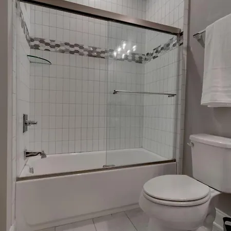 Unforgettable Townhome-close To Broadway-10 Beds! Holiday home Nashville