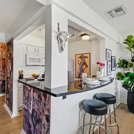 - 914 1st Ave N Holiday home