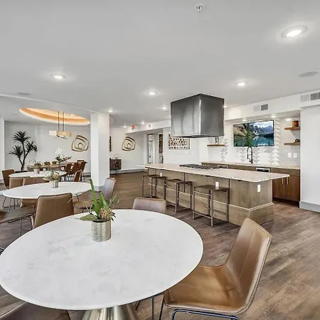 2br, Haven At Gulch W/ Rooftop Pool & Views Apartment *