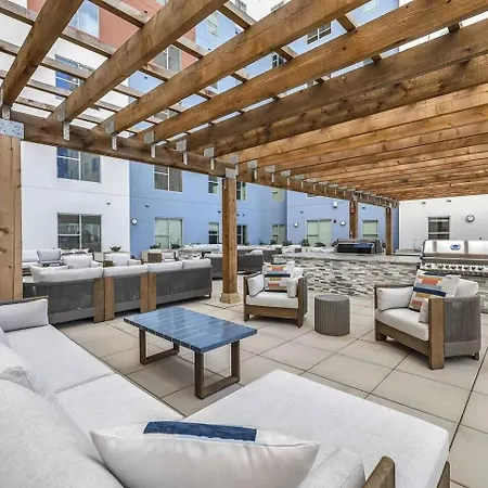 2br, Haven At Gulch W/ Rooftop Pool & Views Apartment