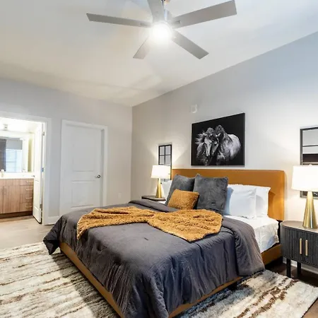 2br, Haven At Gulch W/ Rooftop Pool & Views Apartment