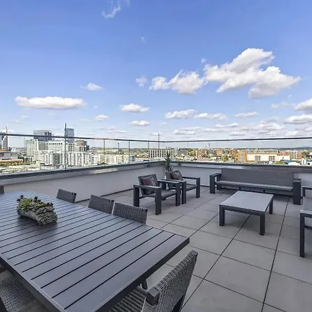 2br, Haven At Gulch W/ Rooftop Pool & Views Apartment