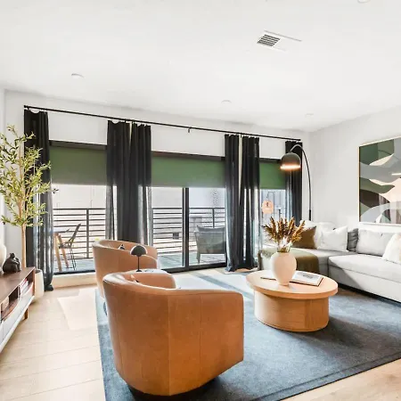 Holiday home Layla's Downtown Nash Retreat | Walk To Broadway - Pool, Gym, Private Balcony, And More! Nashville