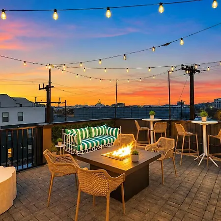 The Southern Lady & Gentleman - Rooftop Patios *