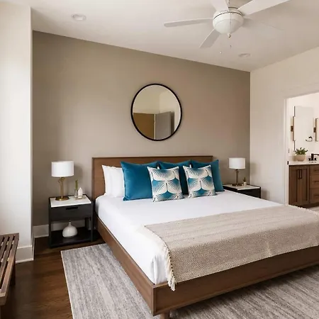 2 West End Homes With Stunning Rooftop Views *