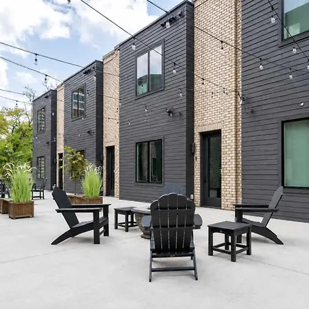 Holiday home King Bed 3 Miles To Broadway Nashville