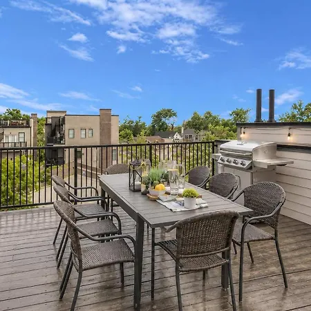 Scovel Row Rooftop Near Broadway * Nashville