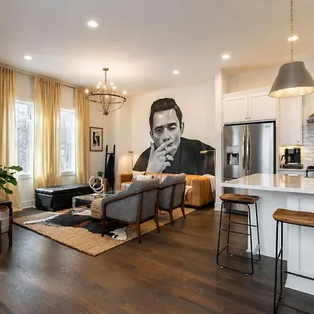 2 New Homes Near Vandy & 3 Min To Bars * Nashville