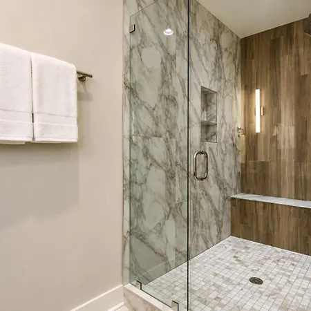 Two New Homes Sleeps Up To 24 * Nashville