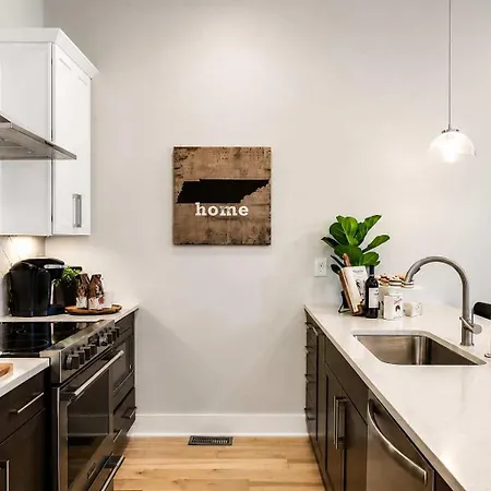 Holiday home Duo Retreat Private Rooftops Nashville