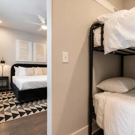 Two New Homes Sleeps Up To 24 Holiday home
