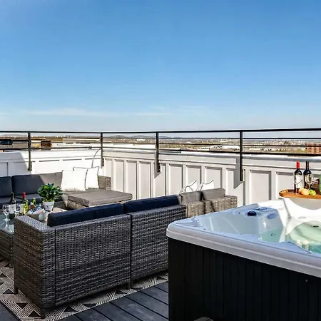 Duo Retreat Private Rooftops Nashville