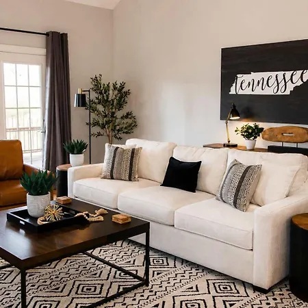 Charming Sylvan Park Relax &