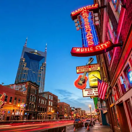 Nashville Escape Skyline Views Minutes To Broadway Holiday home Nashville