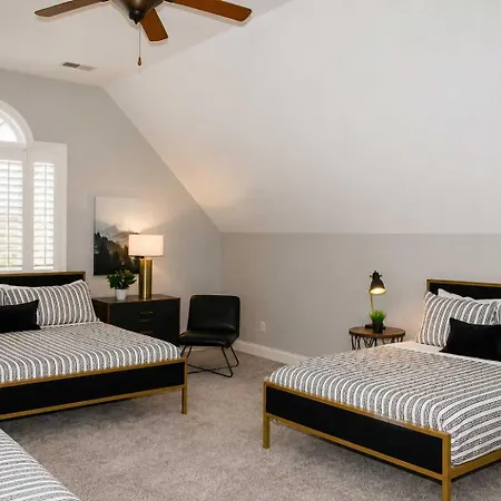 Holiday home Charming Sylvan Park Relax & *
